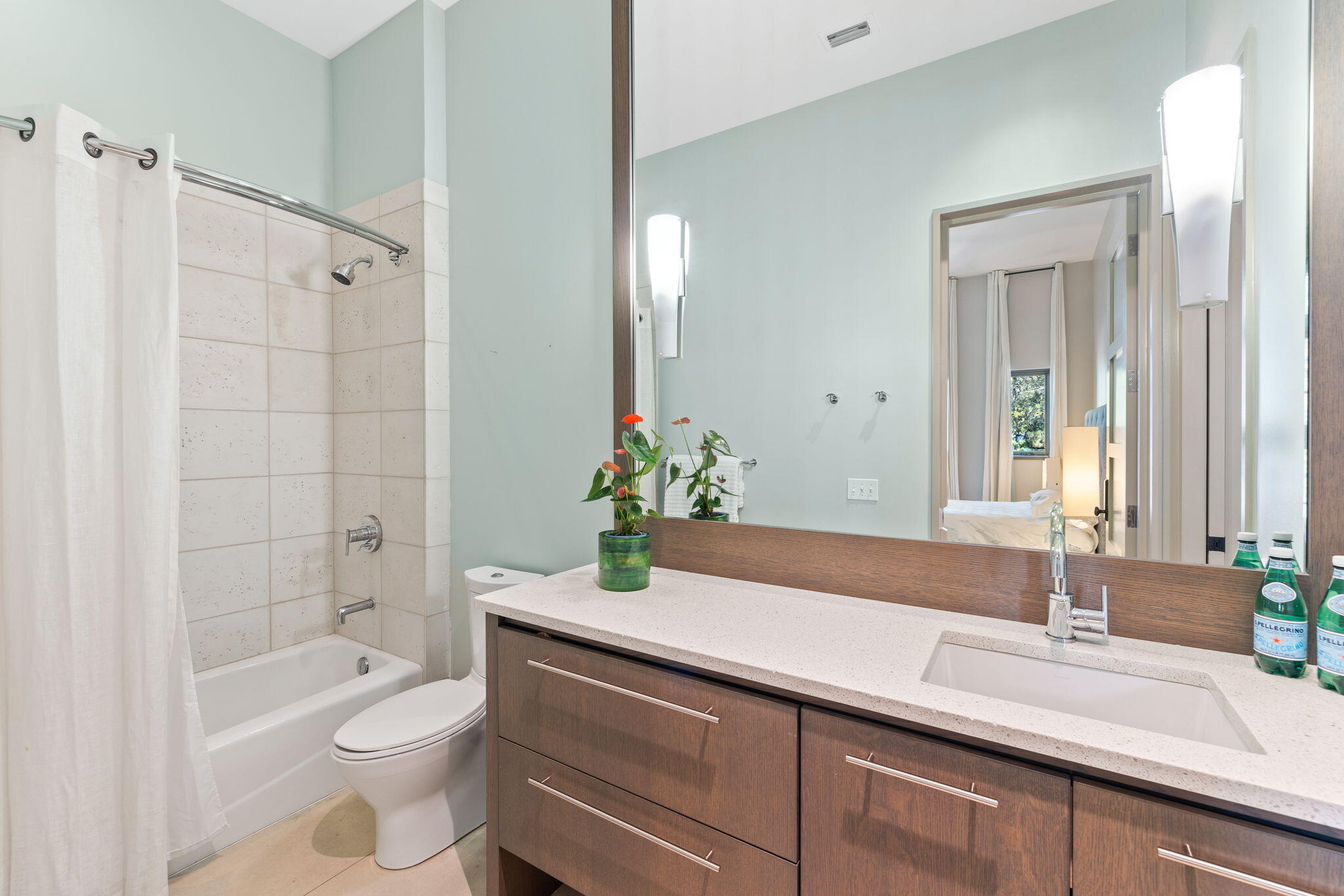 102 Sienna Court
