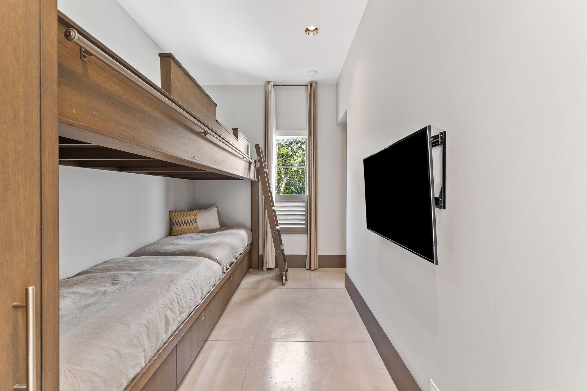 102 Sienna Court