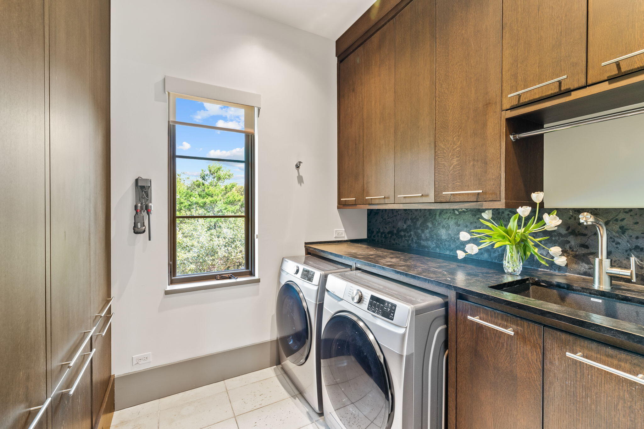 102 Sienna Court