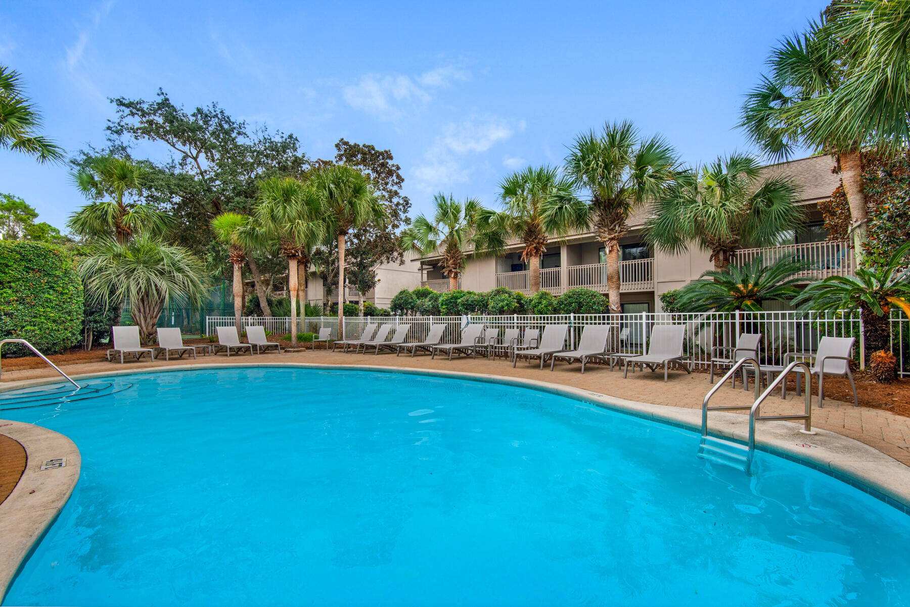 33 Cypress Street 270