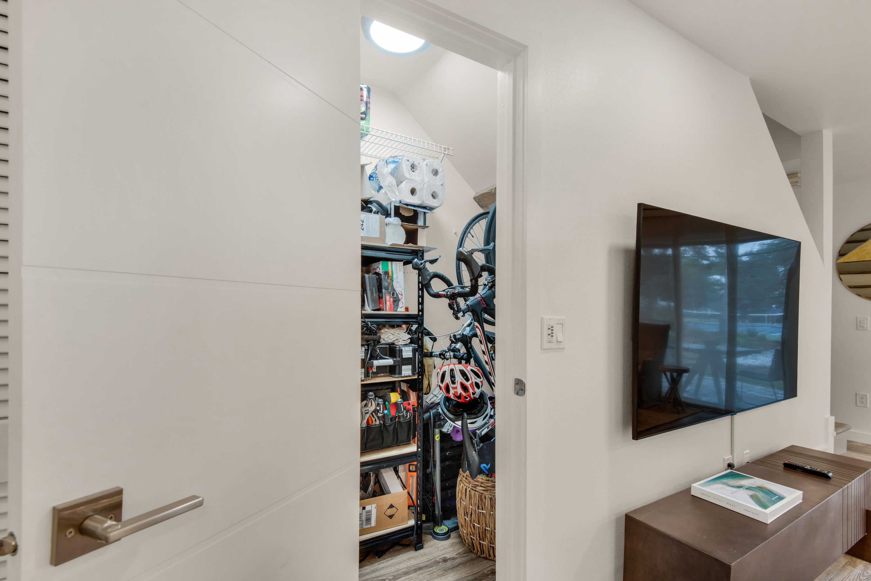 33 Cypress Street 270