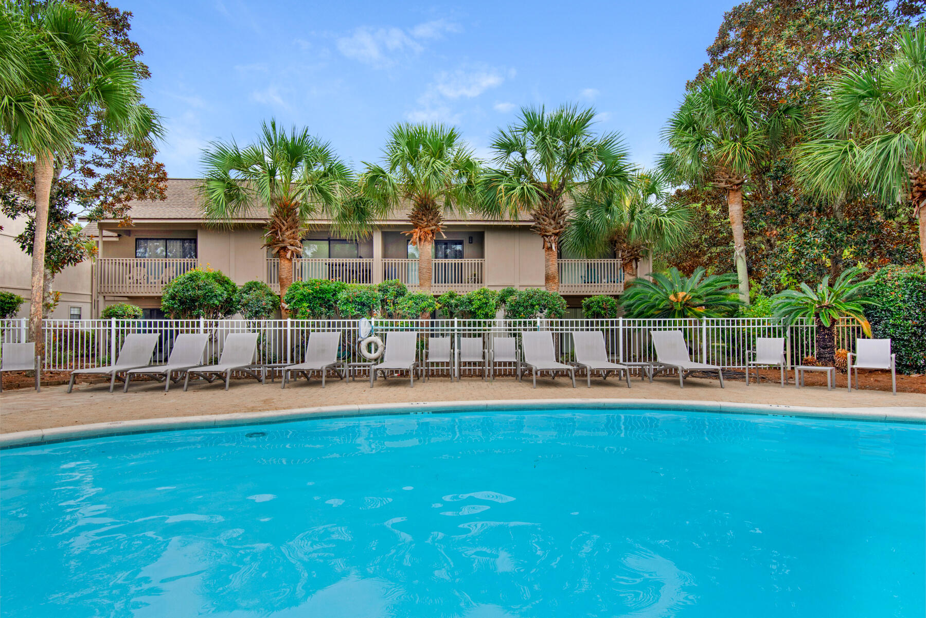 33 Cypress Street 270