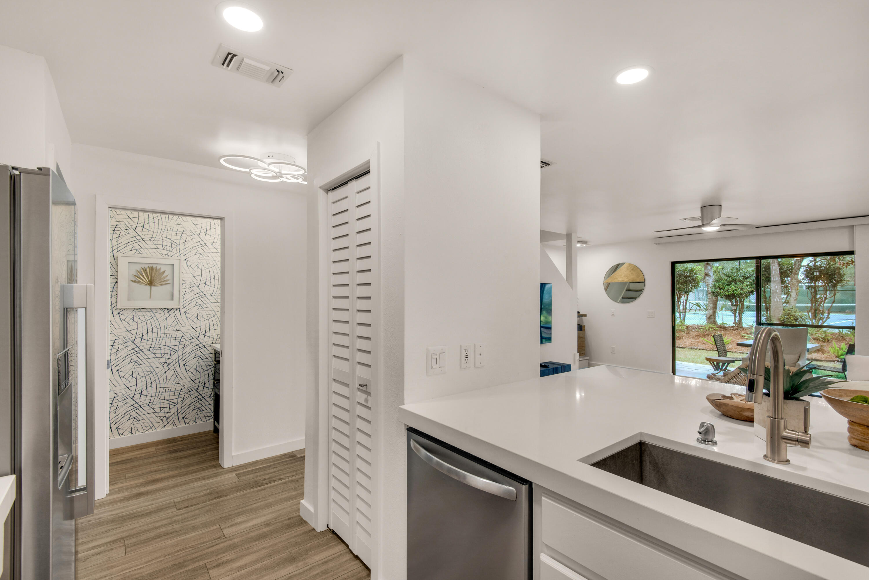 33 Cypress Street 270