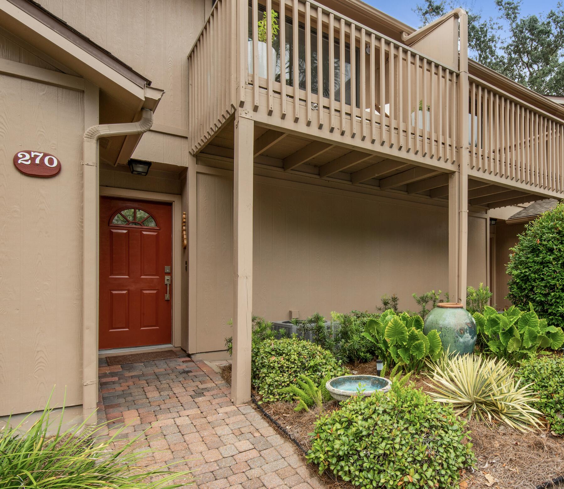33 Cypress Street 270