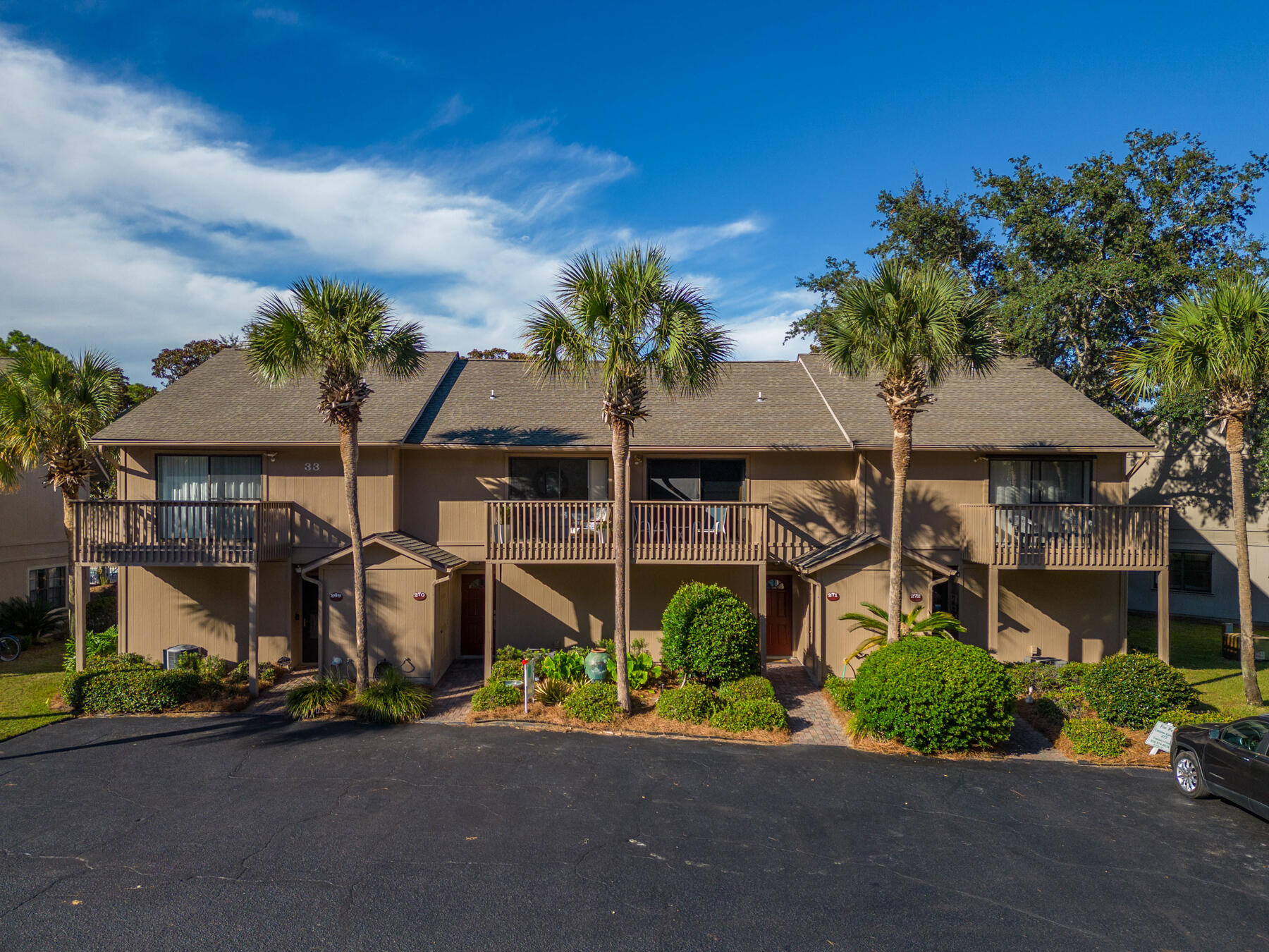 33 Cypress Street 270