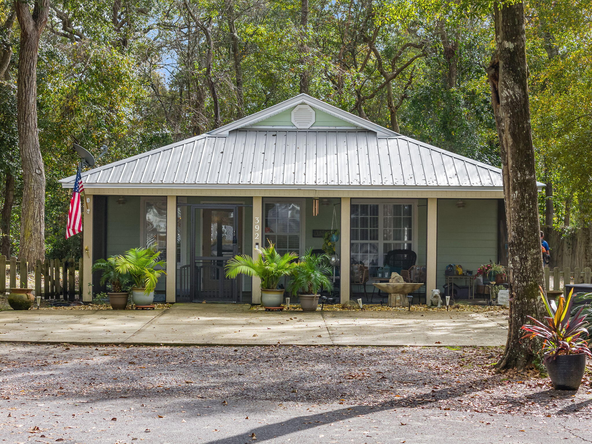 392 Palmetto Avenue