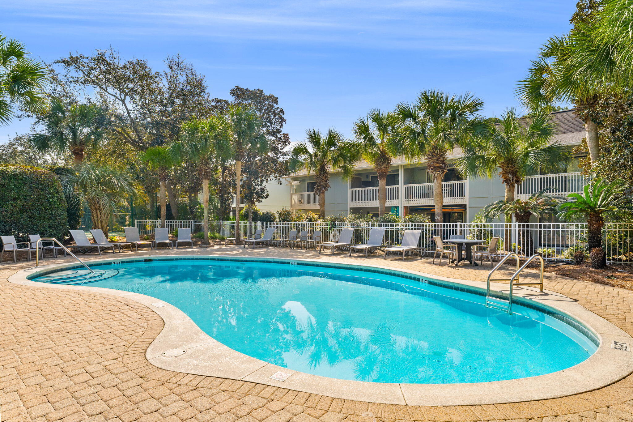 138 N Myrtle Drive UNIT 122