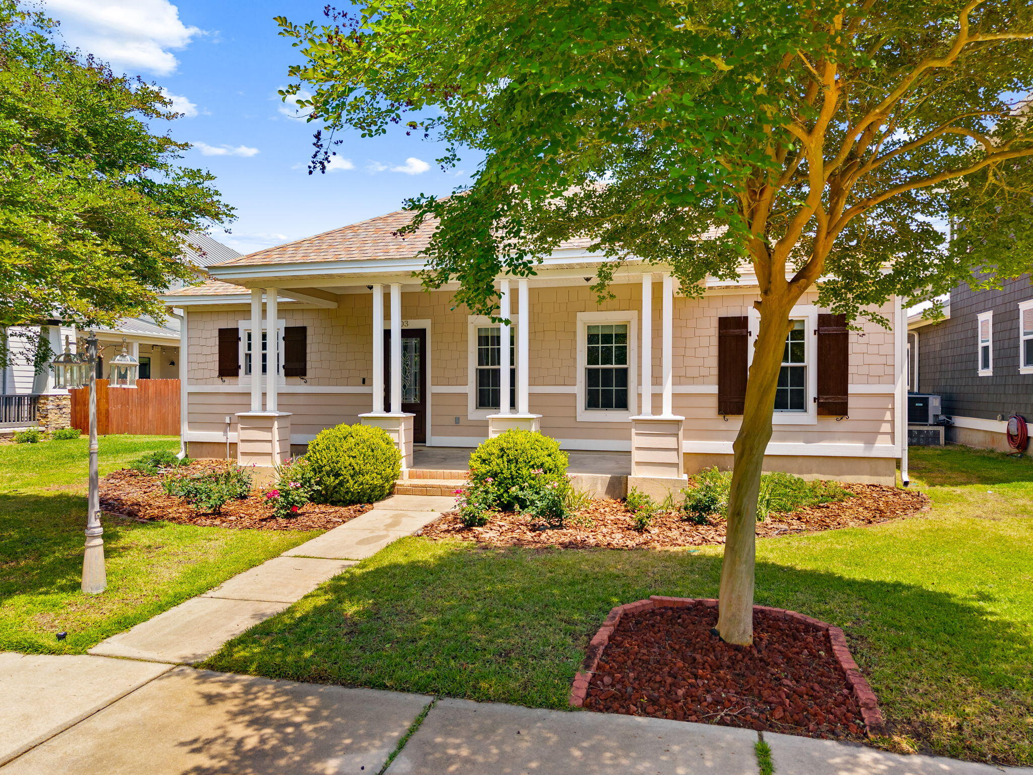 303 Coral Gables Street