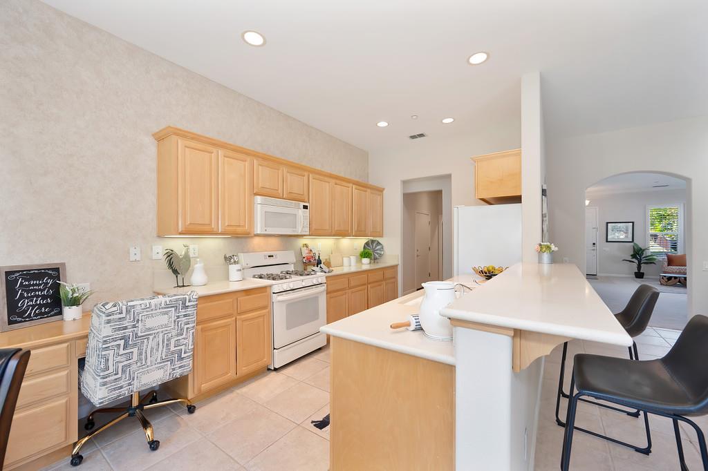 2317 Pioneer Way