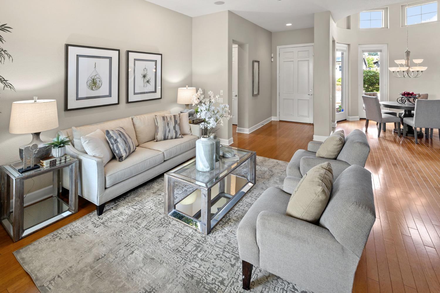 1813 Leander Lane