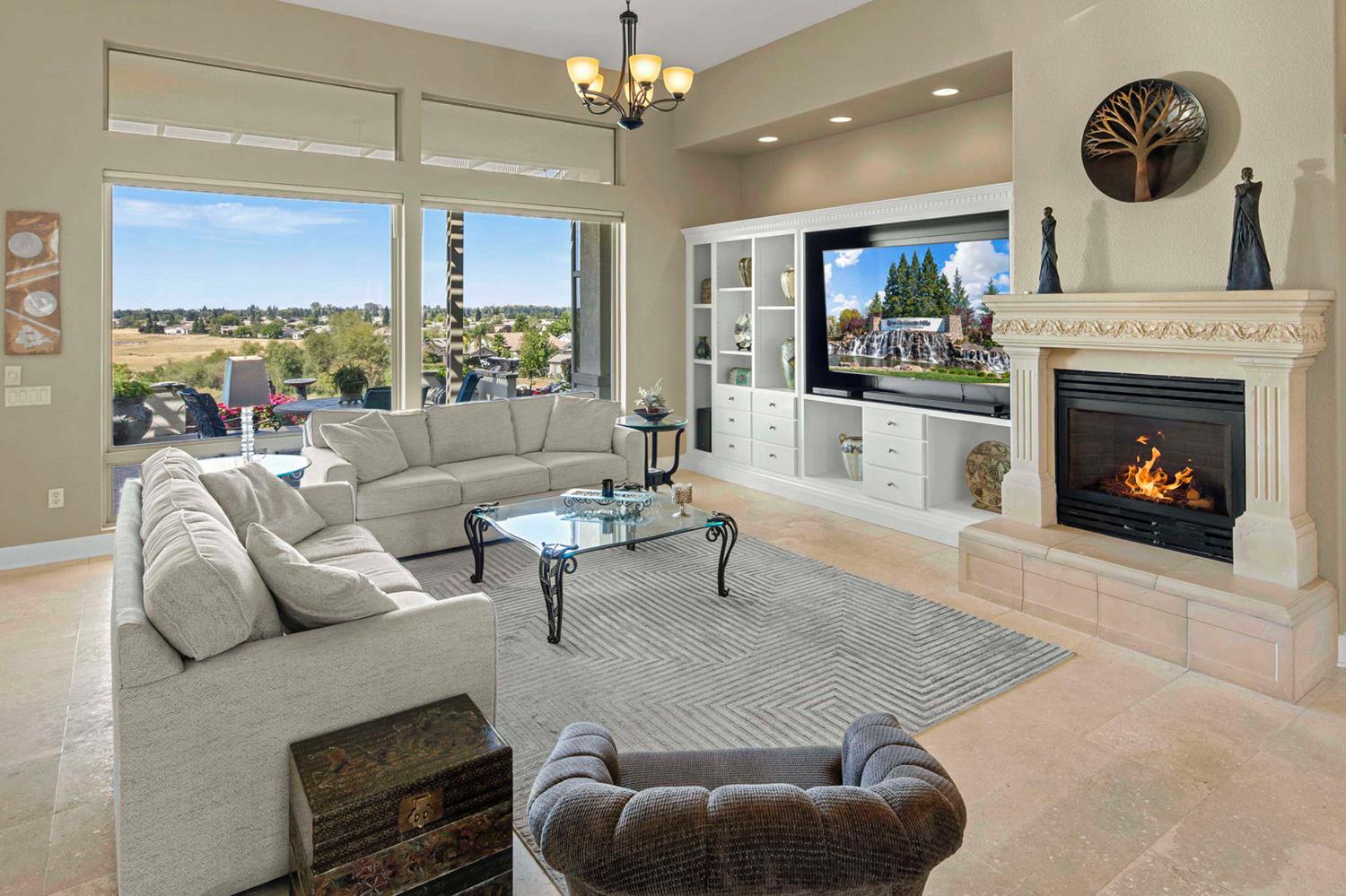 1550 Summerhill Lane