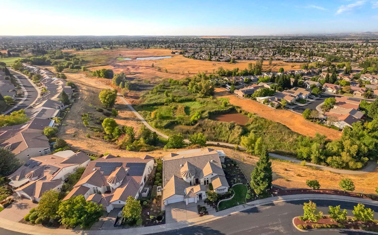 1550 Summerhill Lane