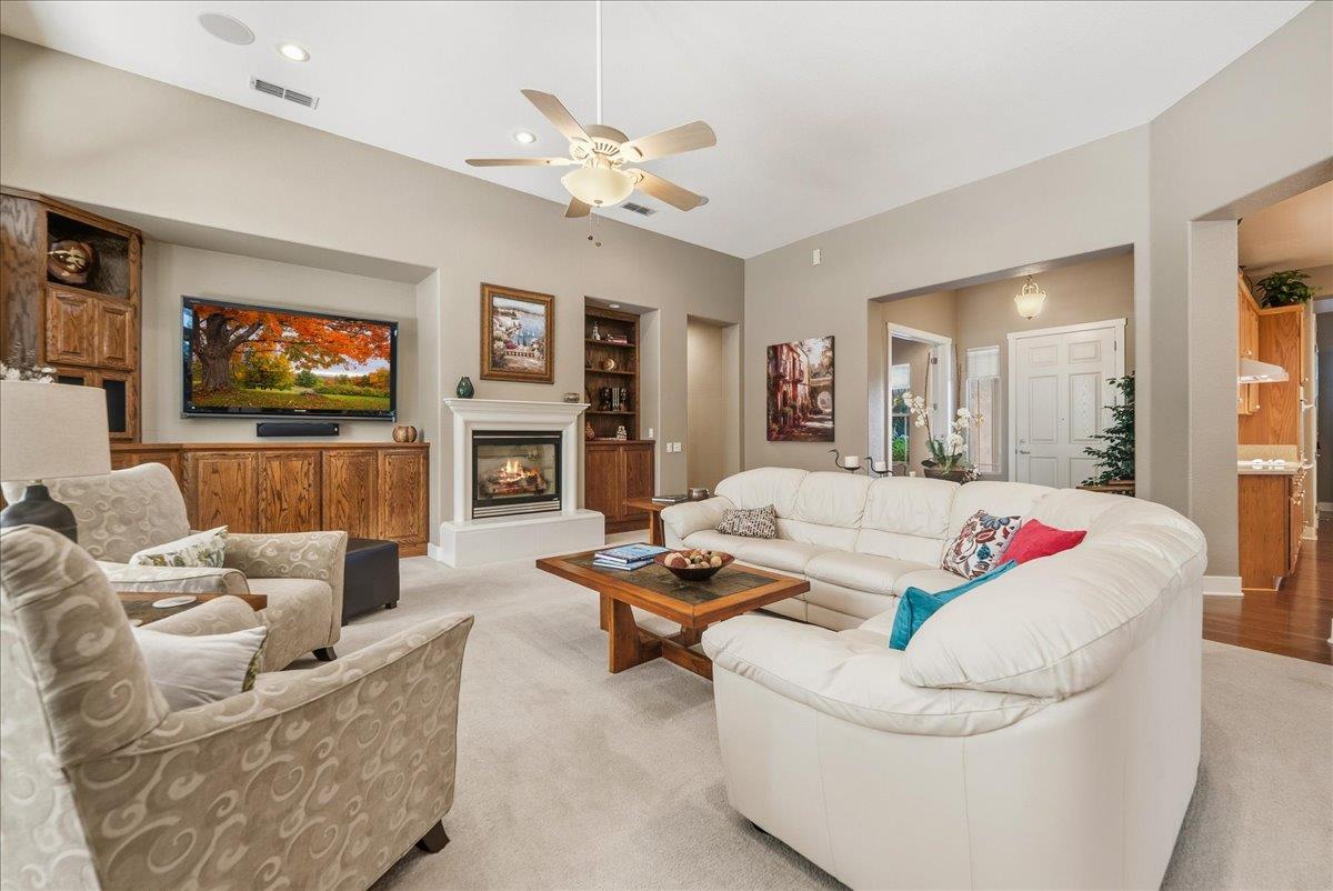 2283 Blue Heron Loop