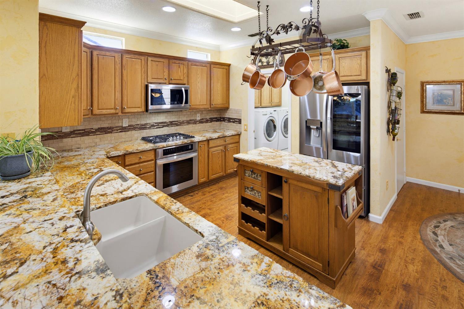 1945 Laurelhurst Lane