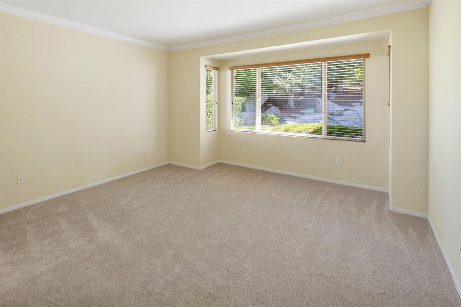 1945 Laurelhurst Lane