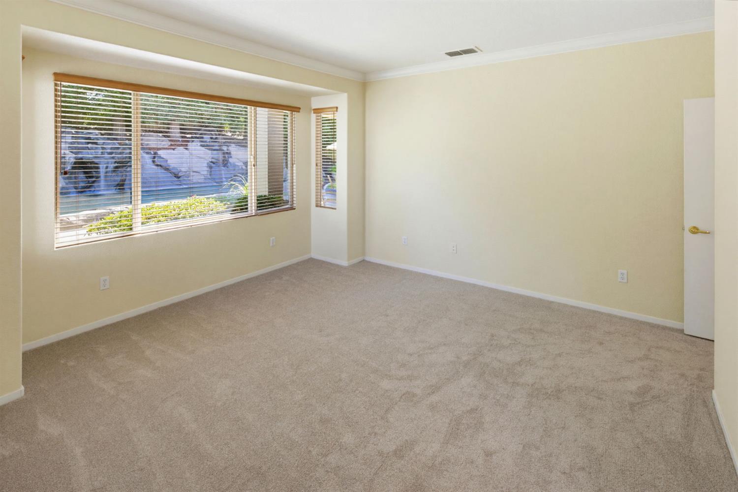 1945 Laurelhurst Lane