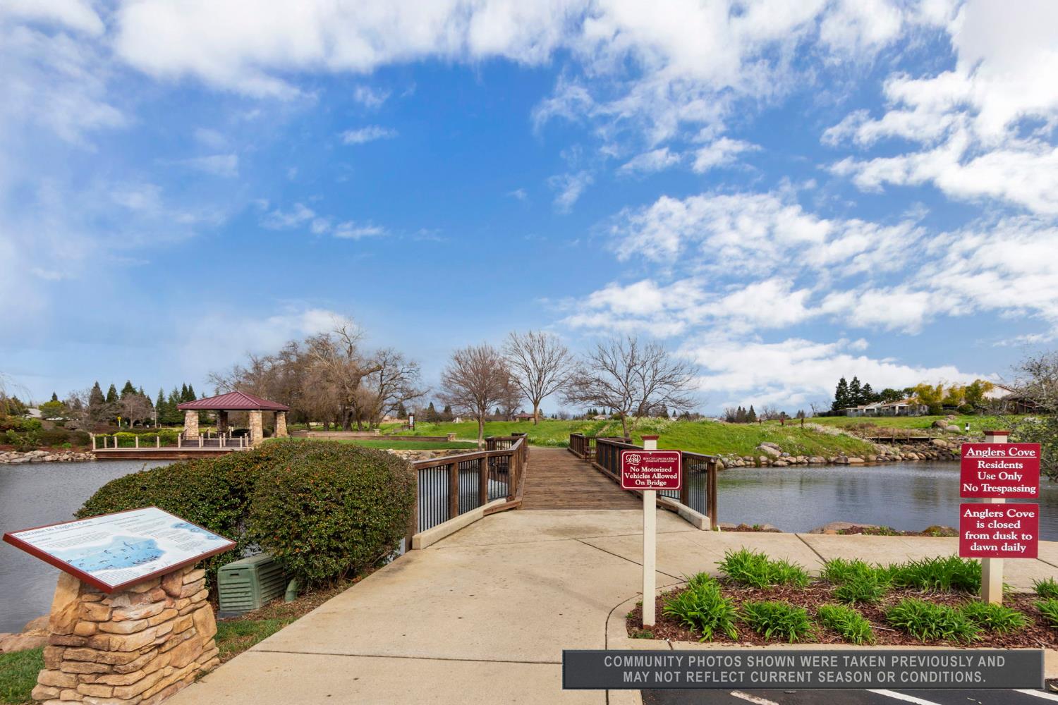 902 Coachman Lane