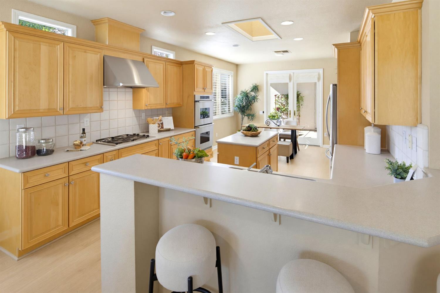 807 Carrousel Court