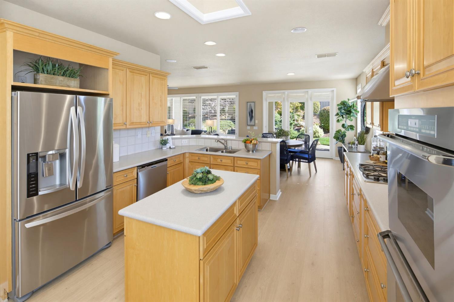 807 Carrousel Court