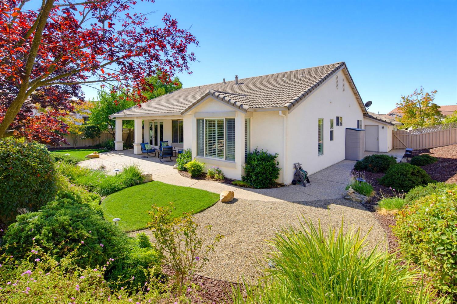 807 Carrousel Court