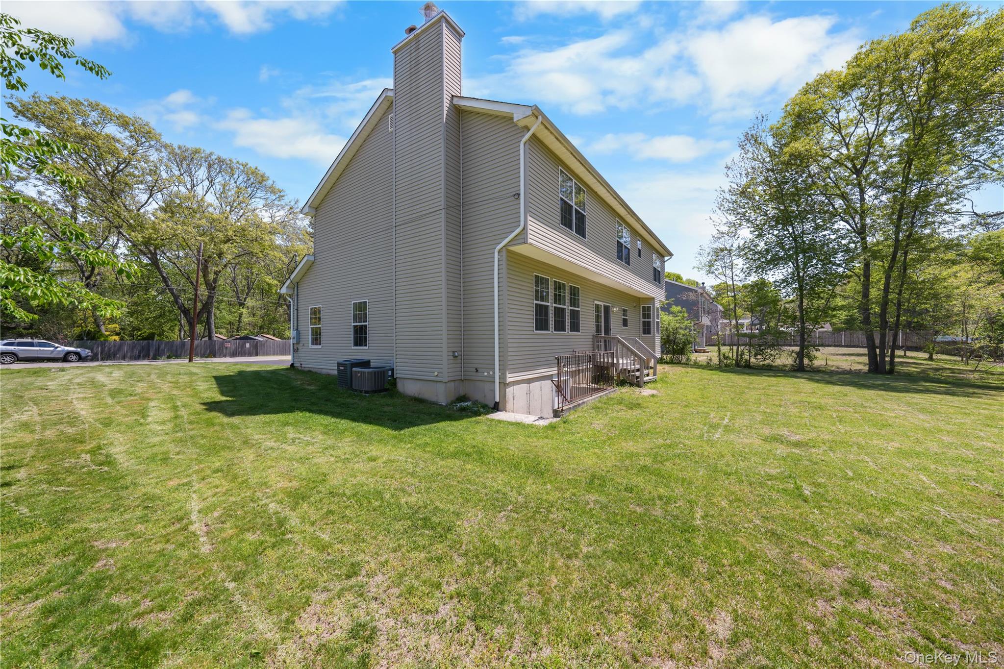 49 Kingsland Avenue