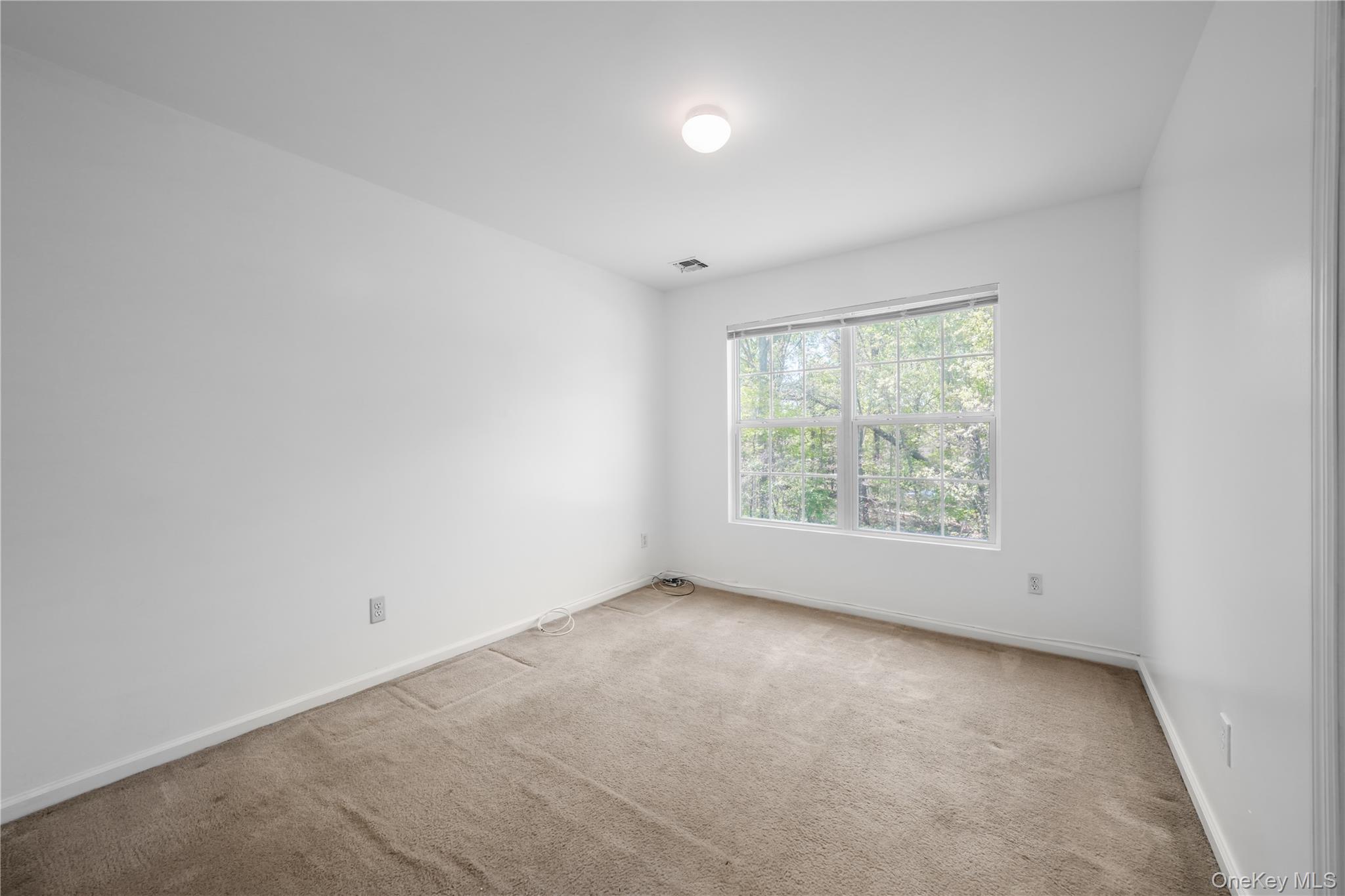 49 Kingsland Avenue