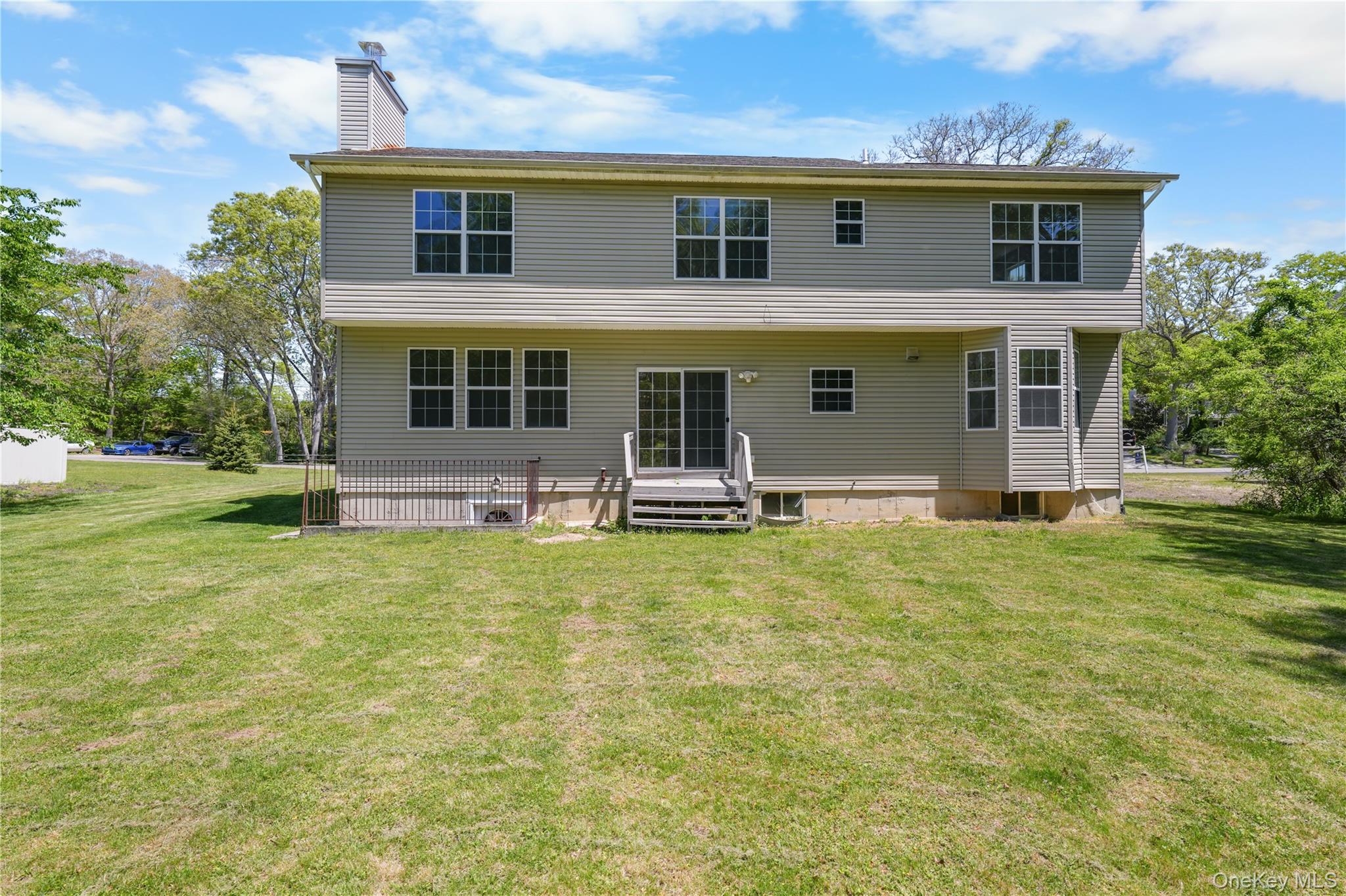 49 Kingsland Avenue