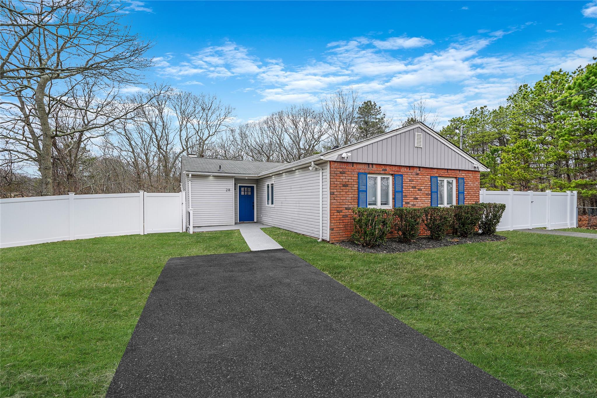 28 Shady Lane