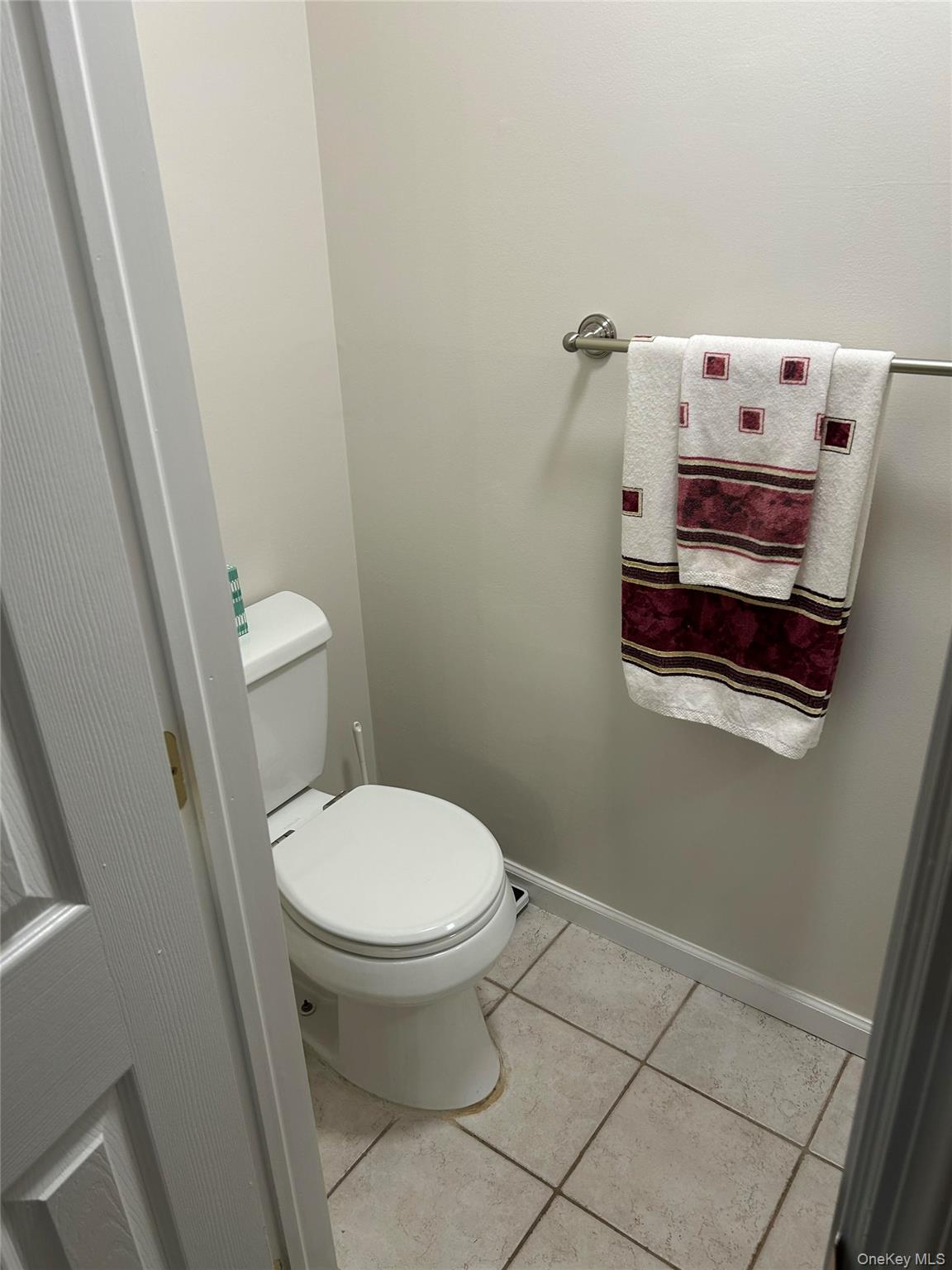 233B Springmeadow Drive Unit: B