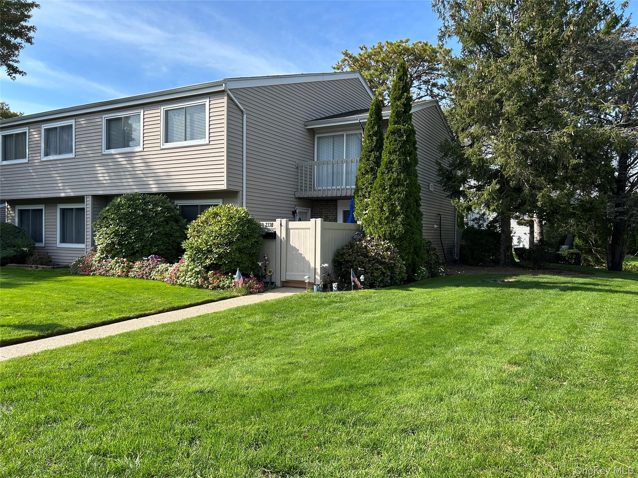 233B Springmeadow Drive Unit: B