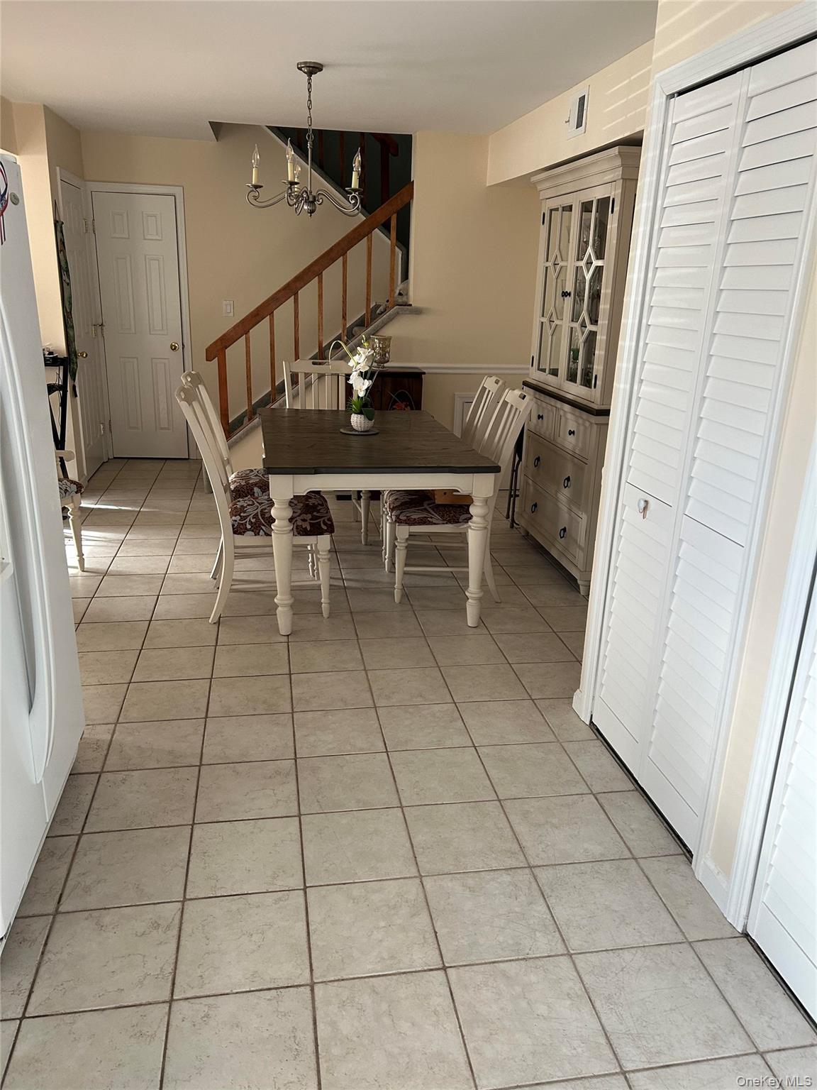 233B Springmeadow Drive Unit: B