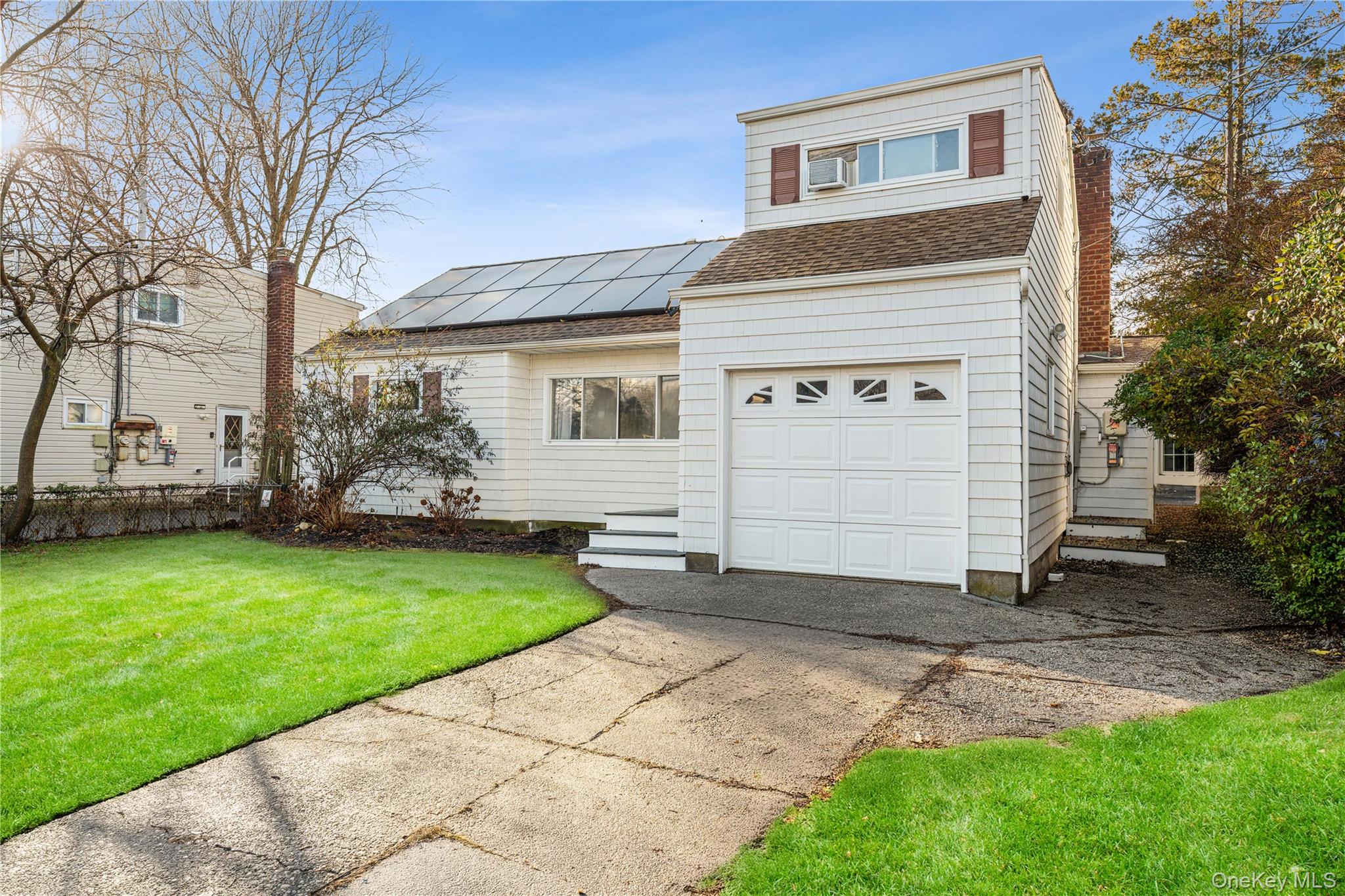 64 Wright Avenue