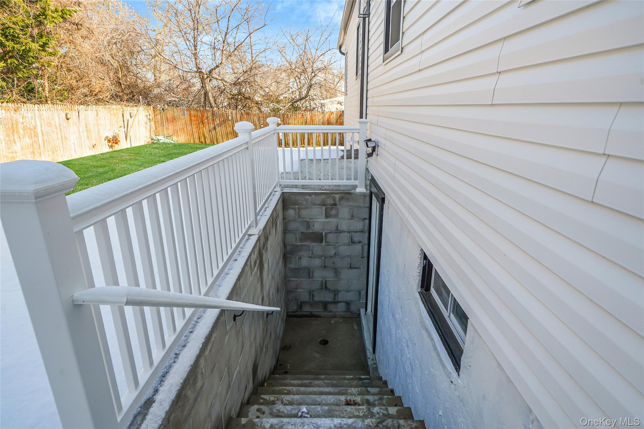 45 Oaklawn Avenue
