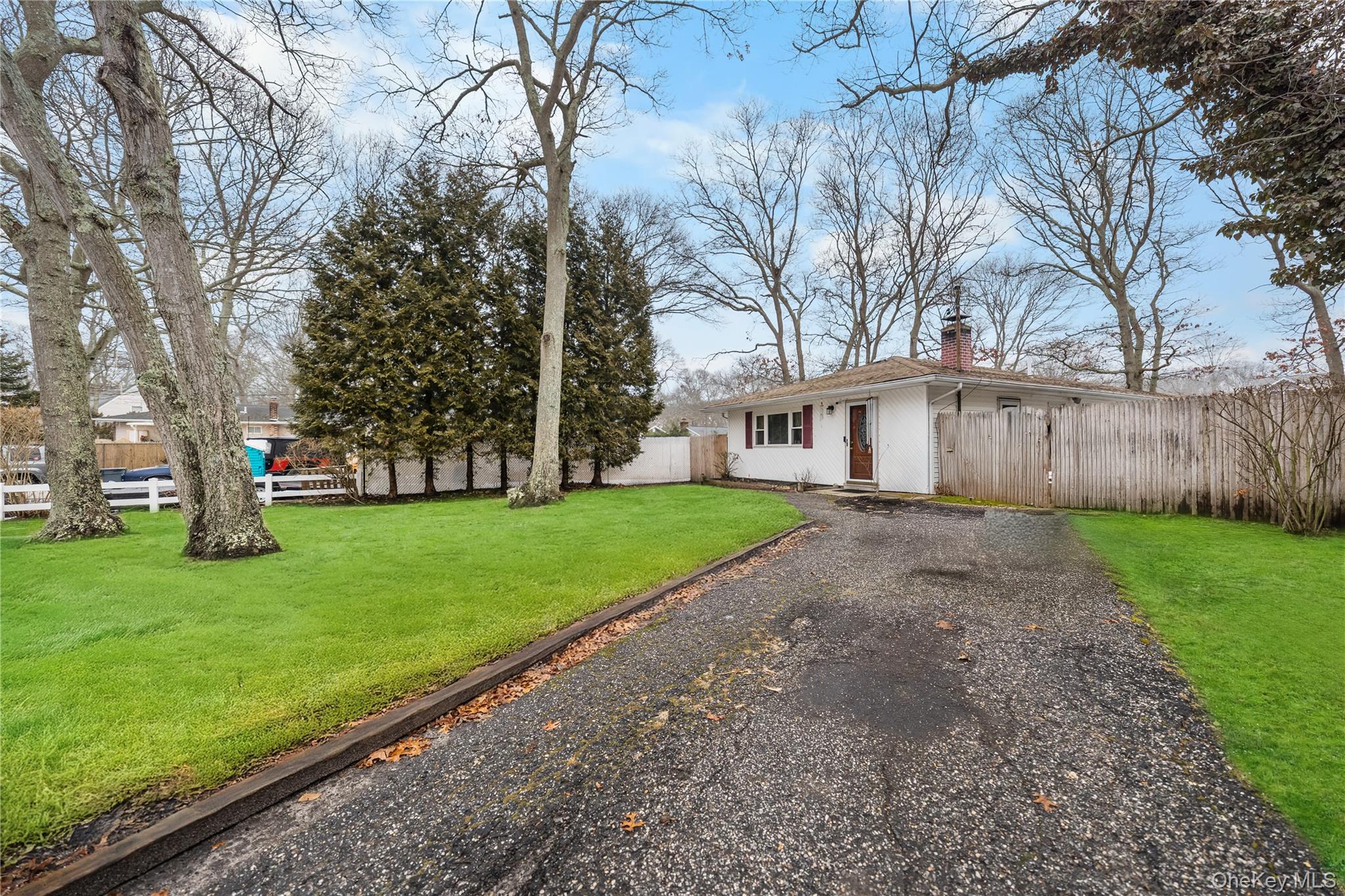 25 Woodcut Drive