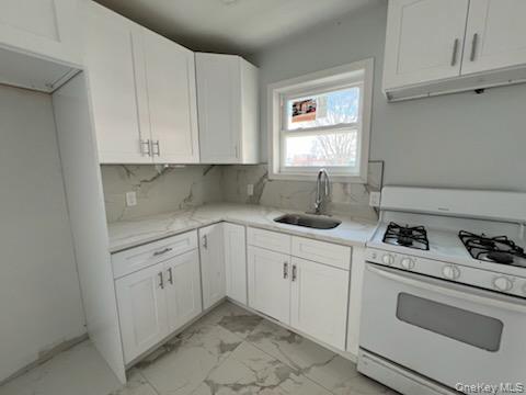 21 Randall Avenue