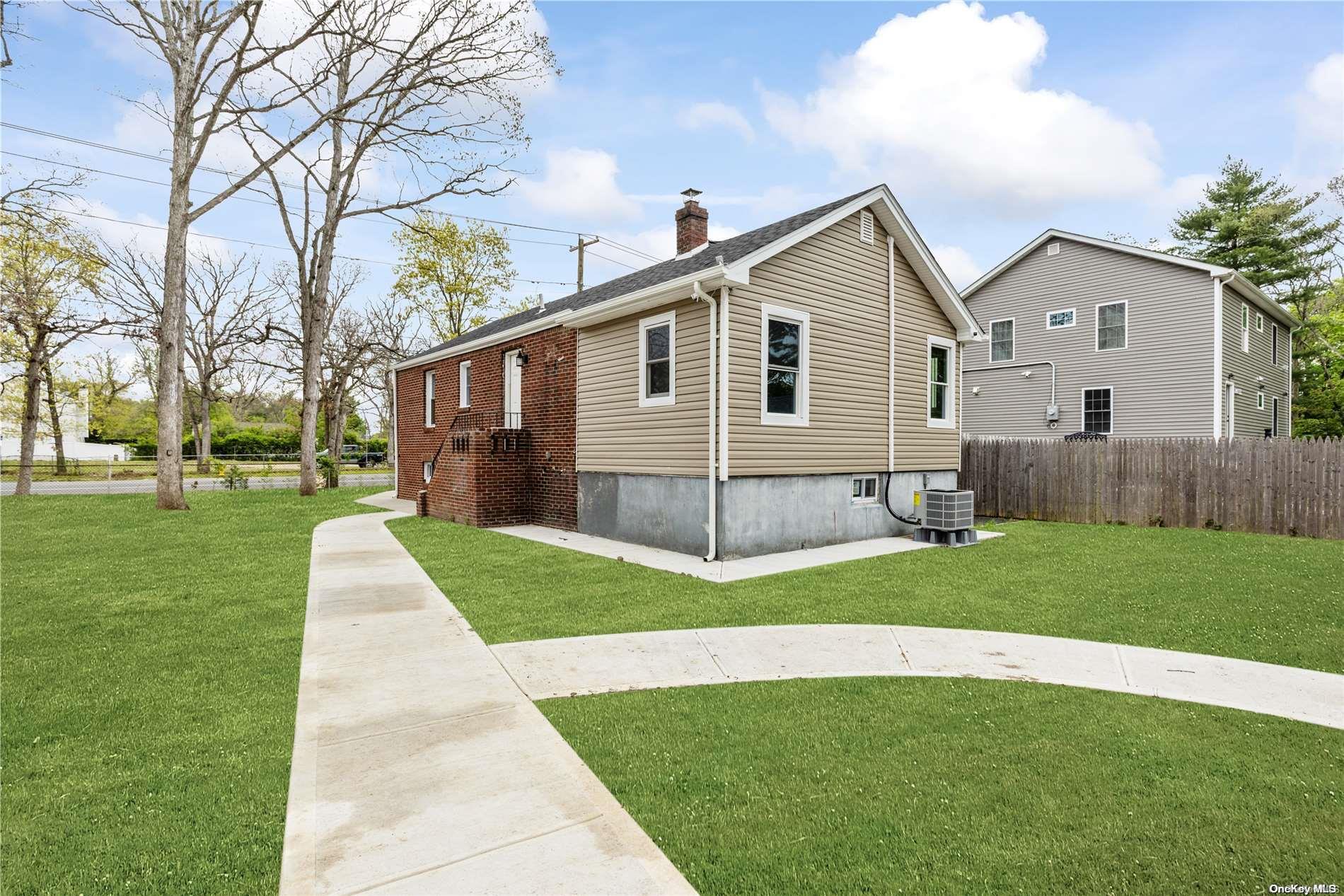 106 Commonwealth Drive