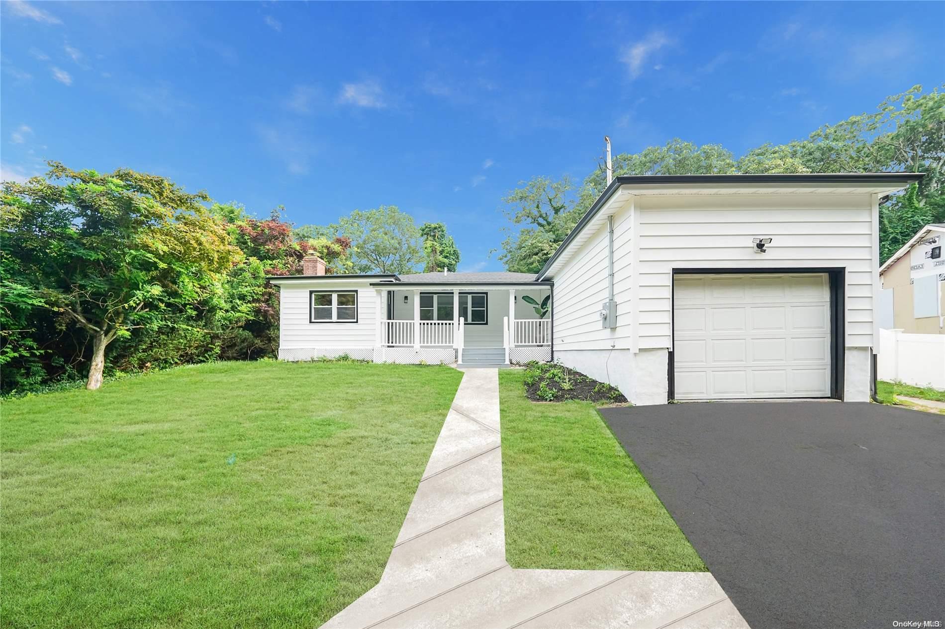 22 Port Washington Road