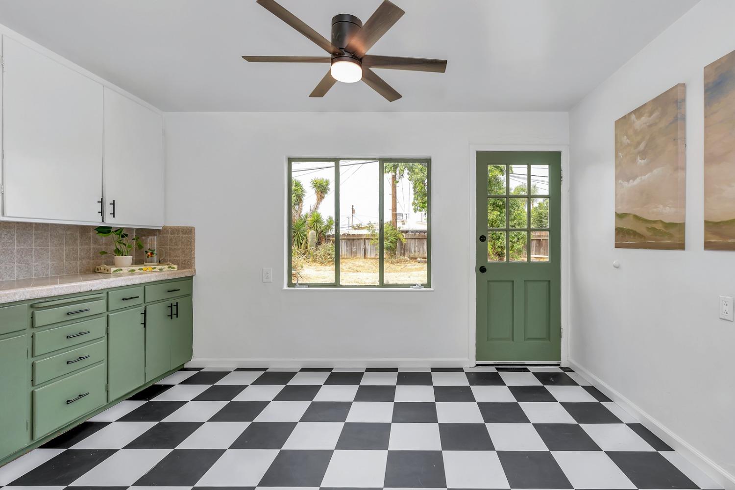 833 Pennsylvania Avenue