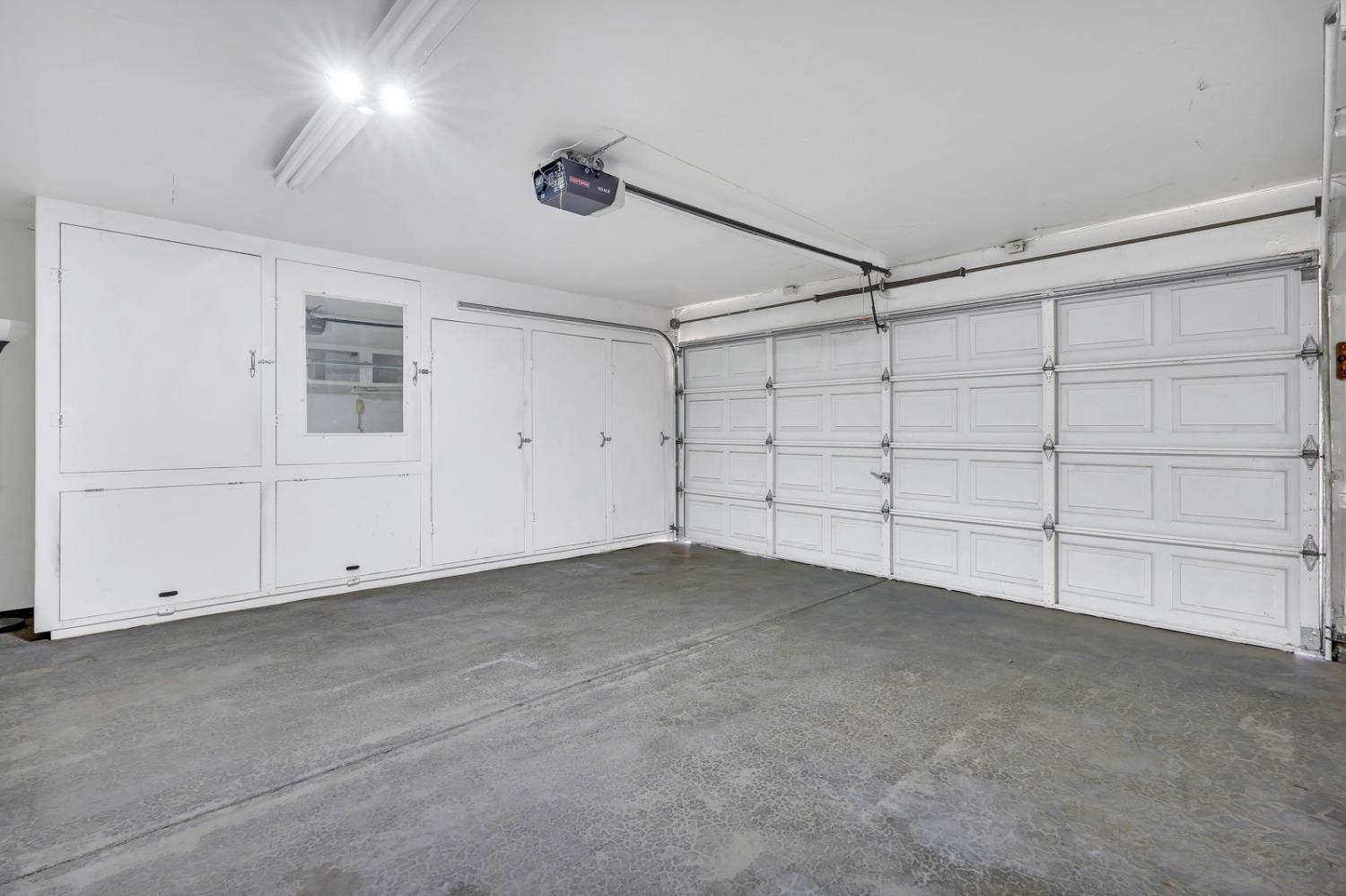 1034 Acaciawood Court