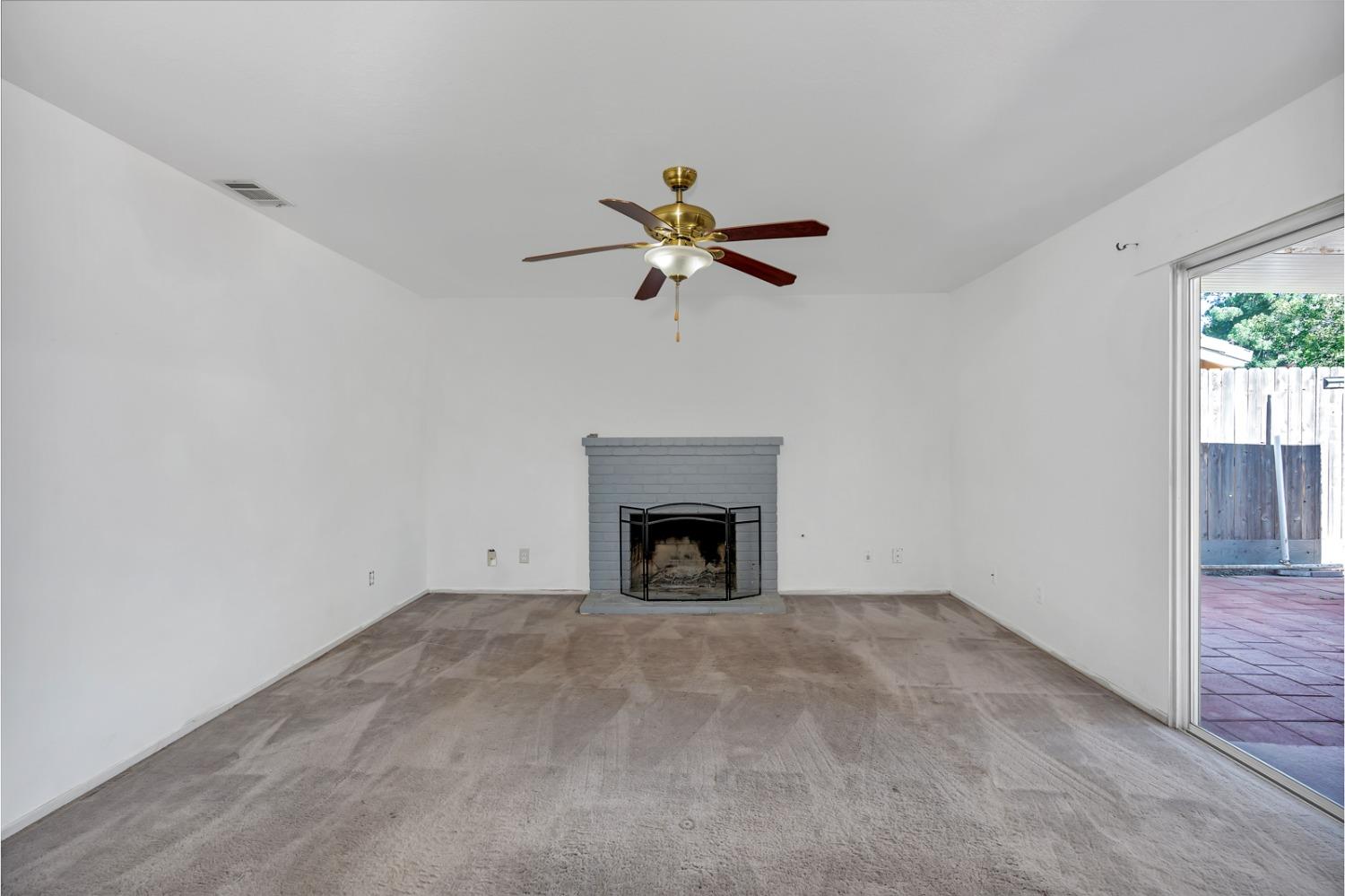 1034 Acaciawood Court