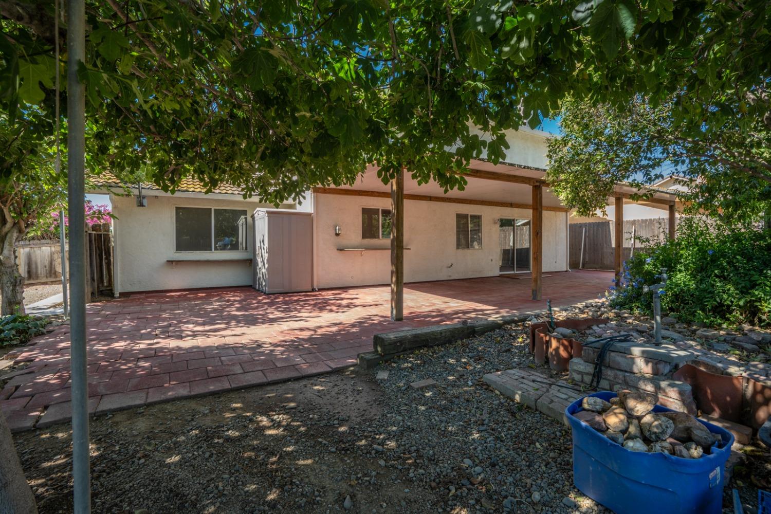 1034 Acaciawood Court