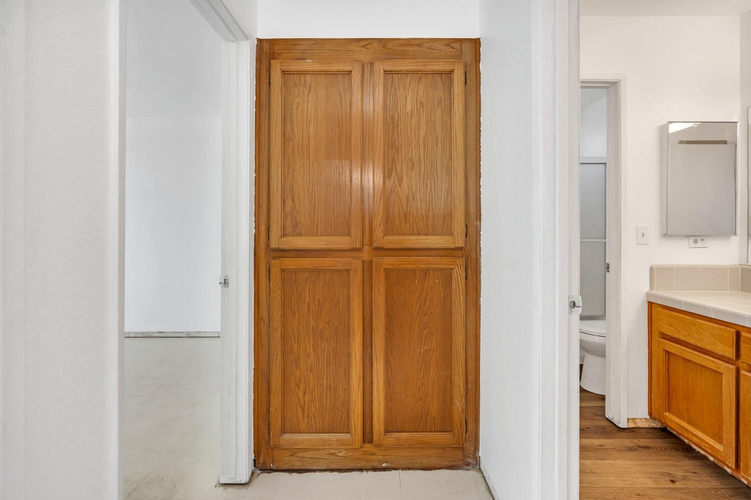 1034 Acaciawood Court