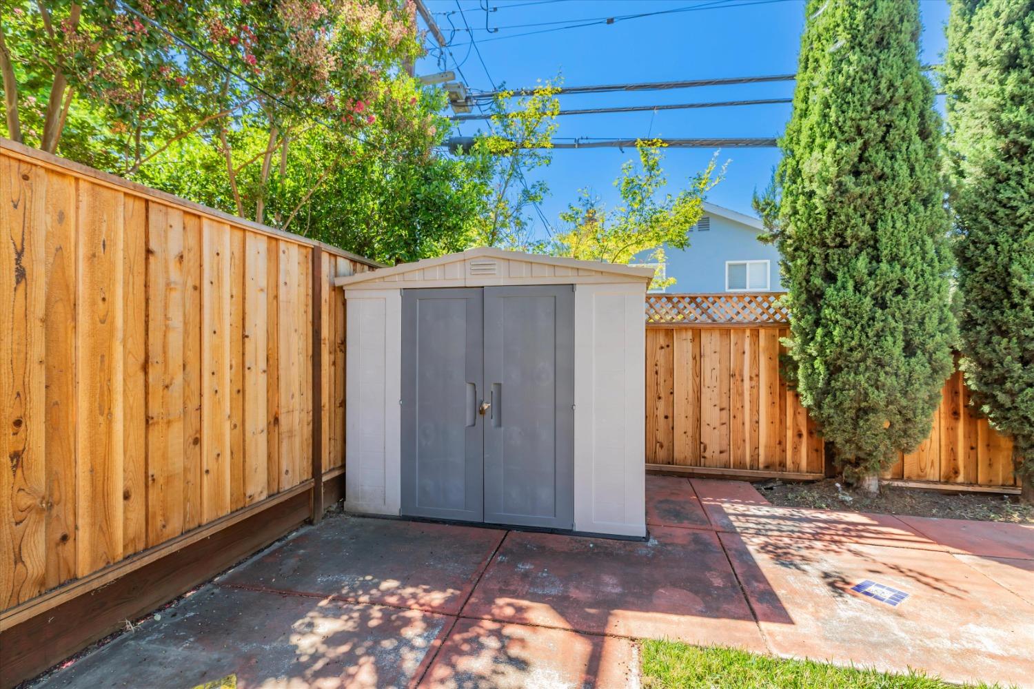 208 Blossom Hill Roaad