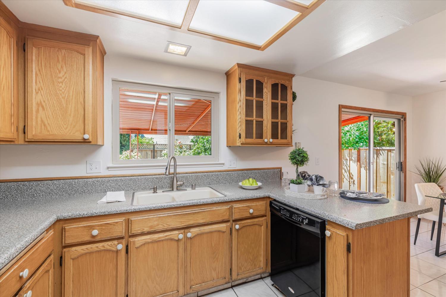 208 Blossom Hill Roaad