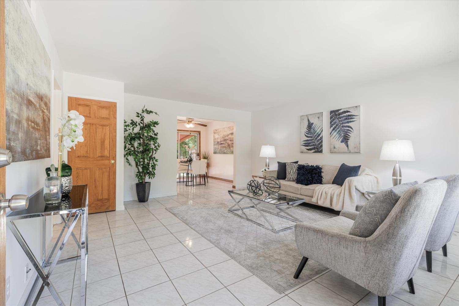 208 Blossom Hill Roaad