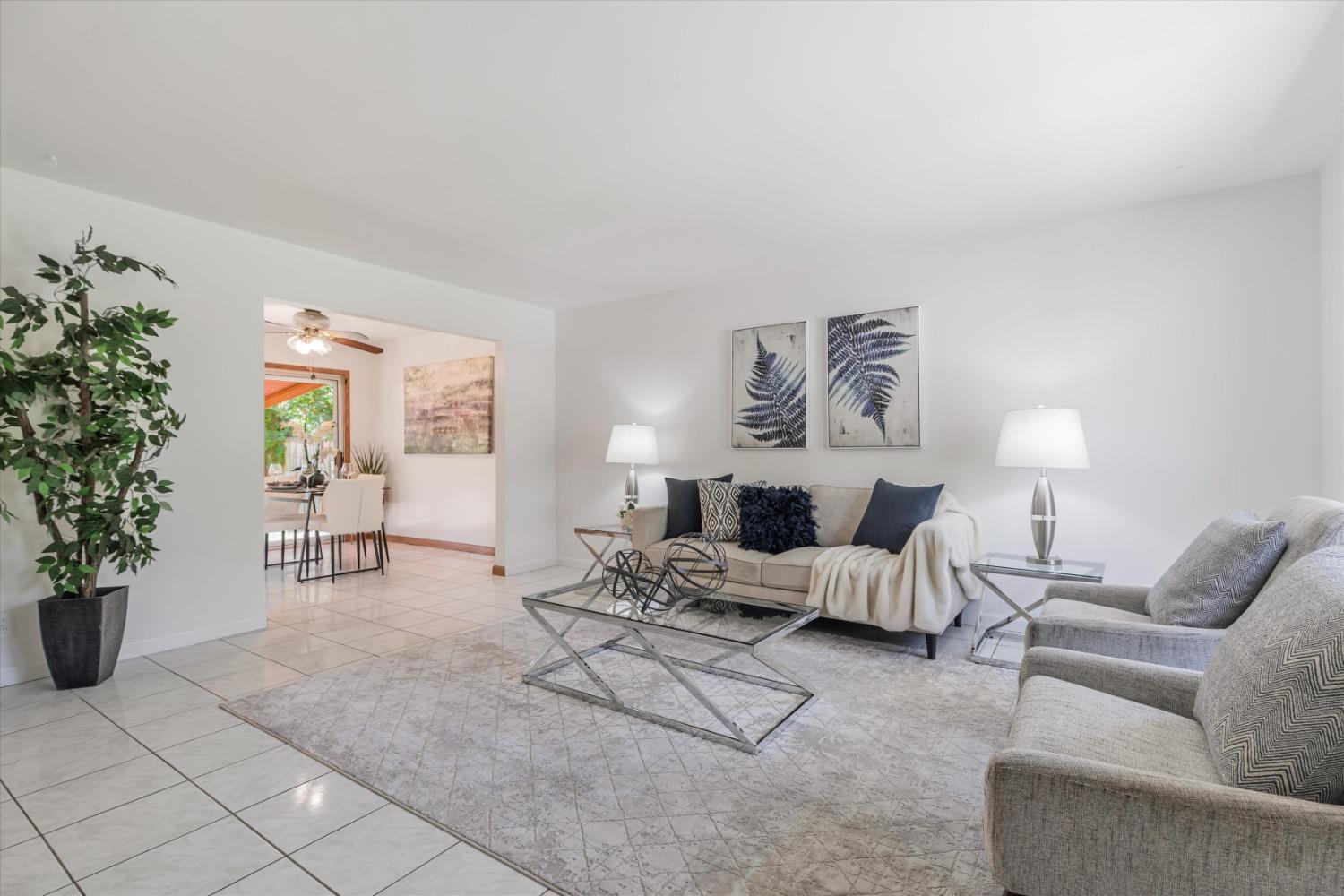 208 Blossom Hill Roaad