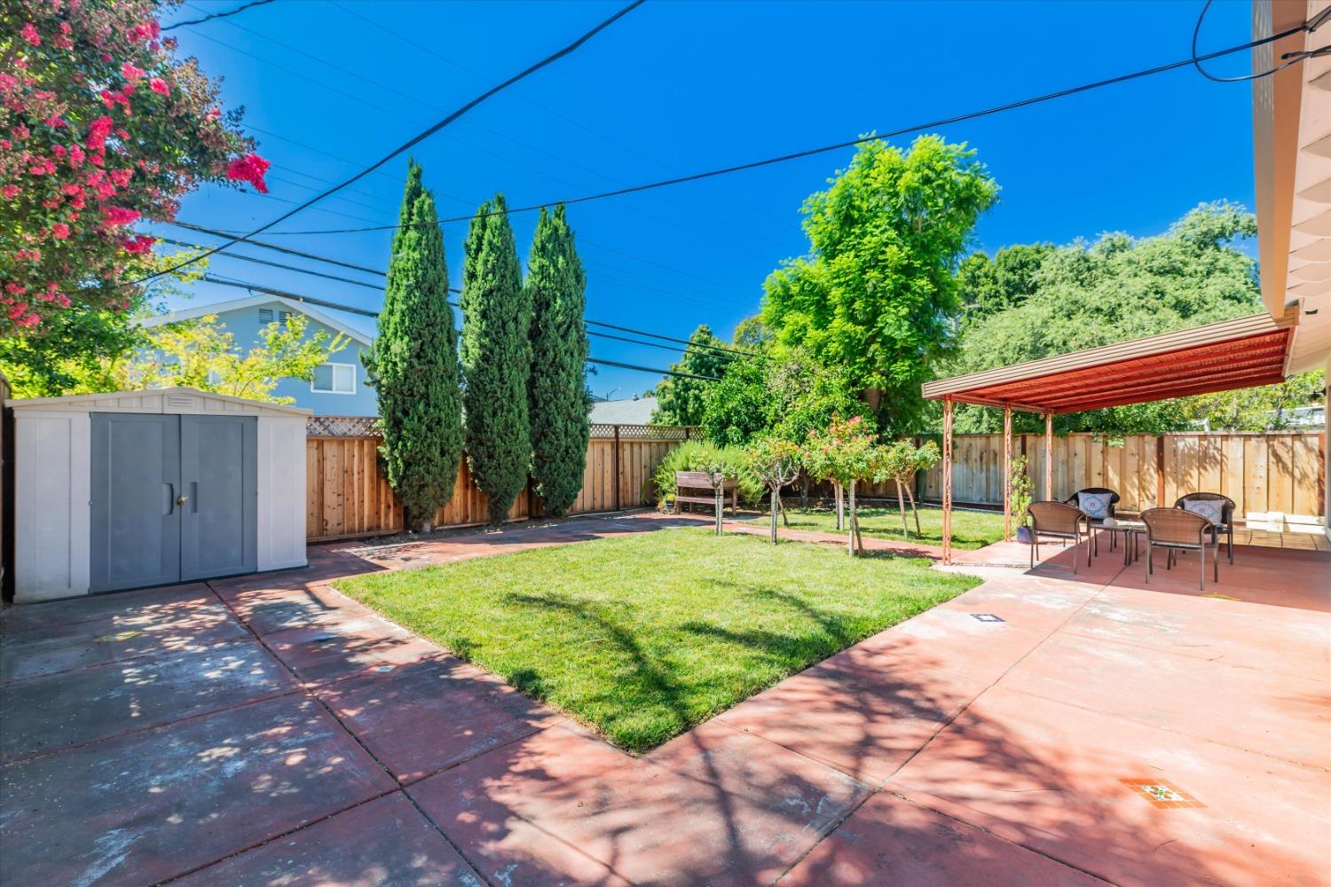 208 Blossom Hill Roaad