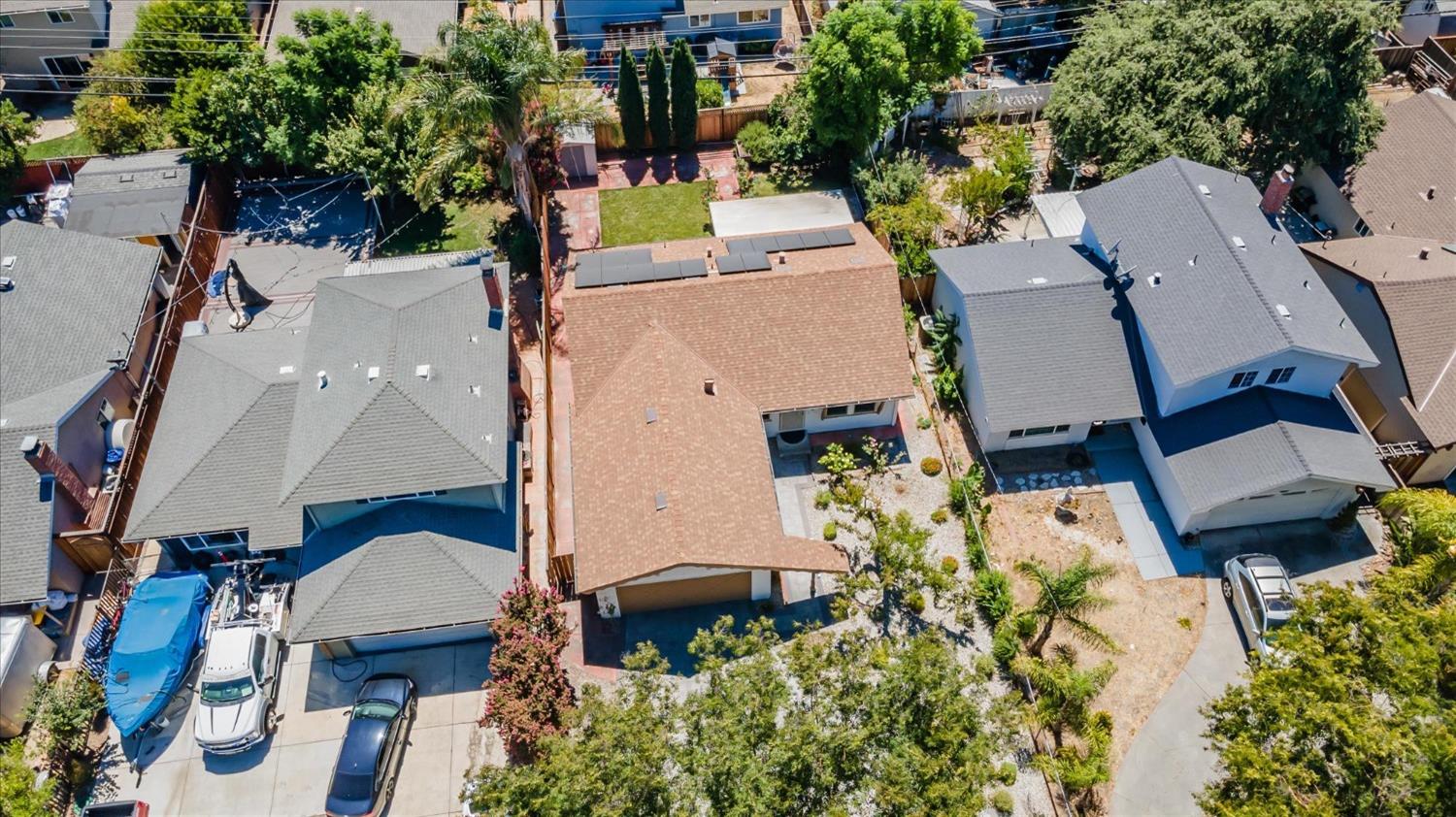 208 Blossom Hill Roaad