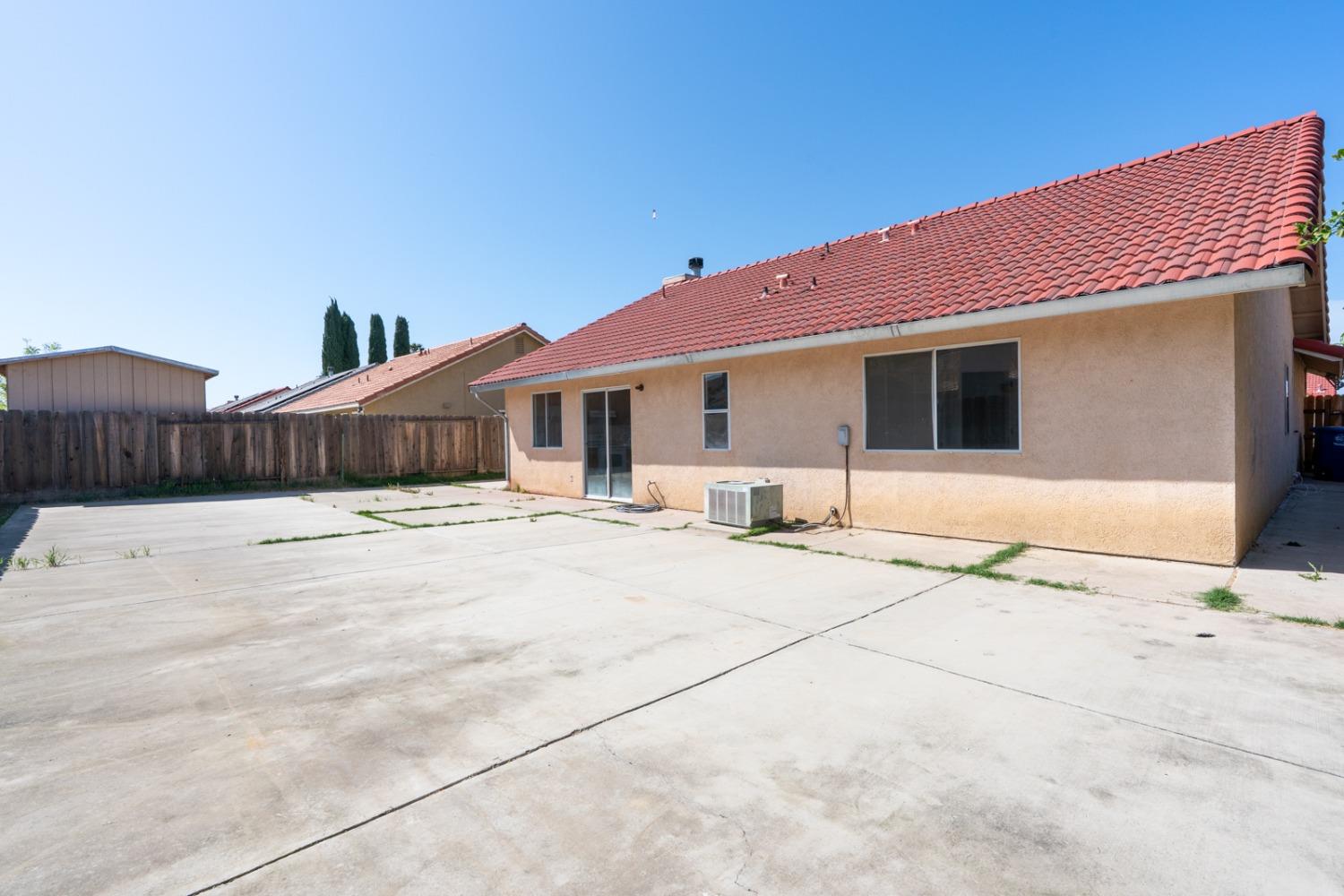 2131 Racquet Club Drive