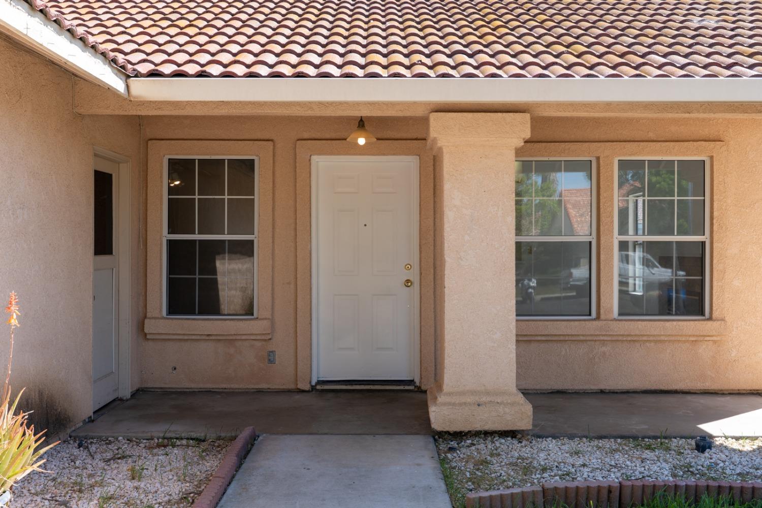 2131 Racquet Club Drive